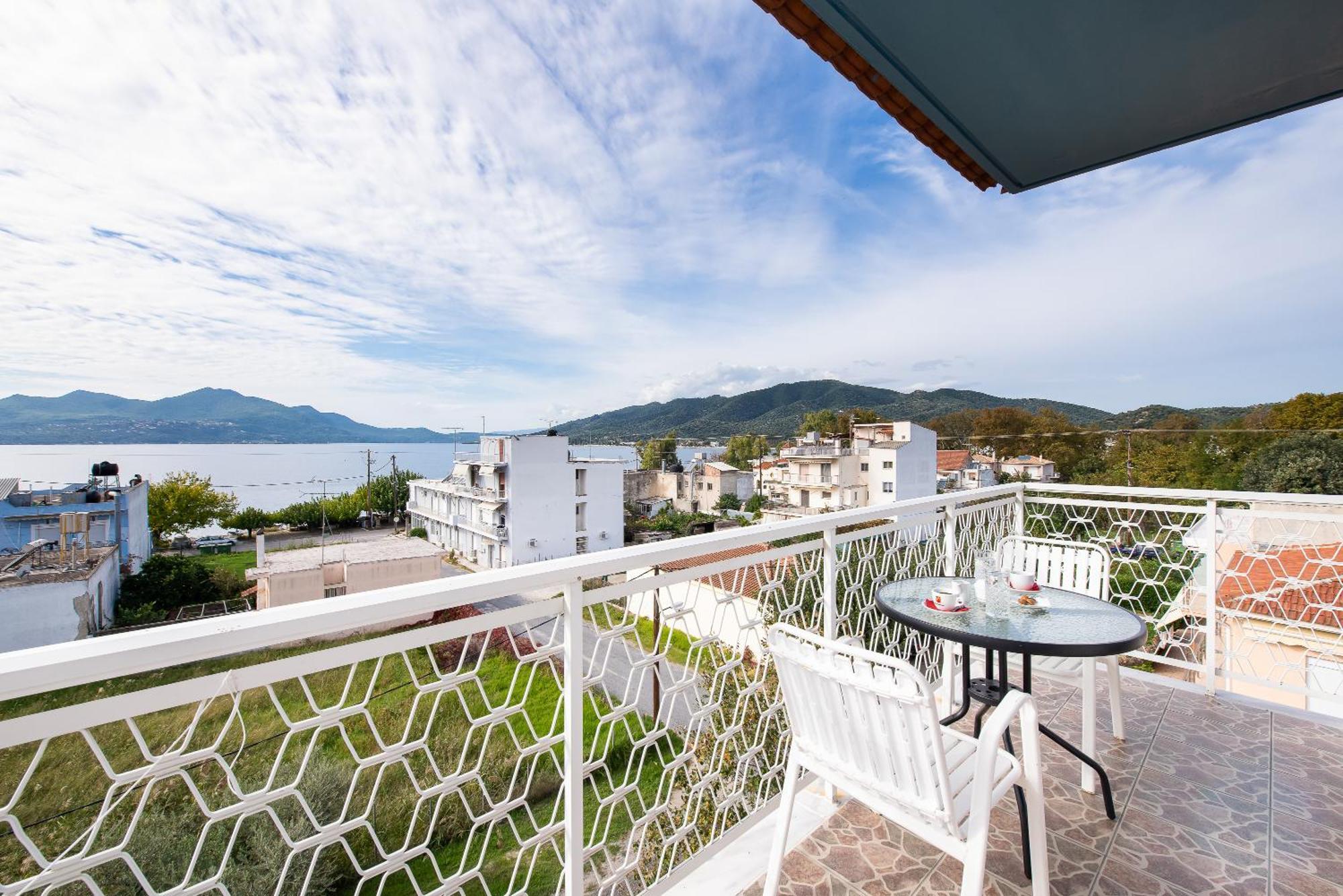 Zoe Seaside Apartment Loutra Edipsou  Exterior photo