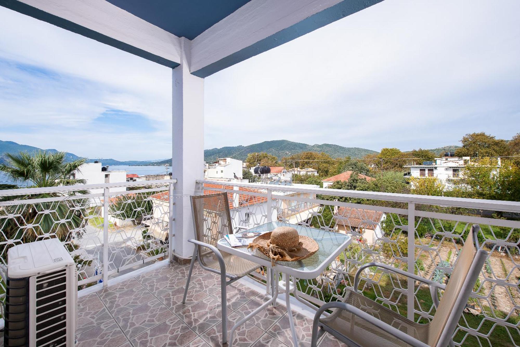 Zoe Seaside Apartment Loutra Edipsou  Exterior photo